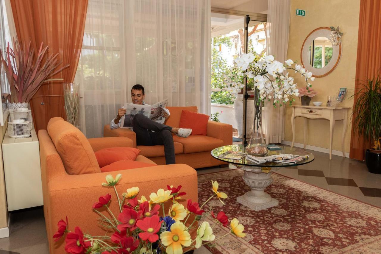 Hotel Alfa Tao Riccione Exteriér fotografie