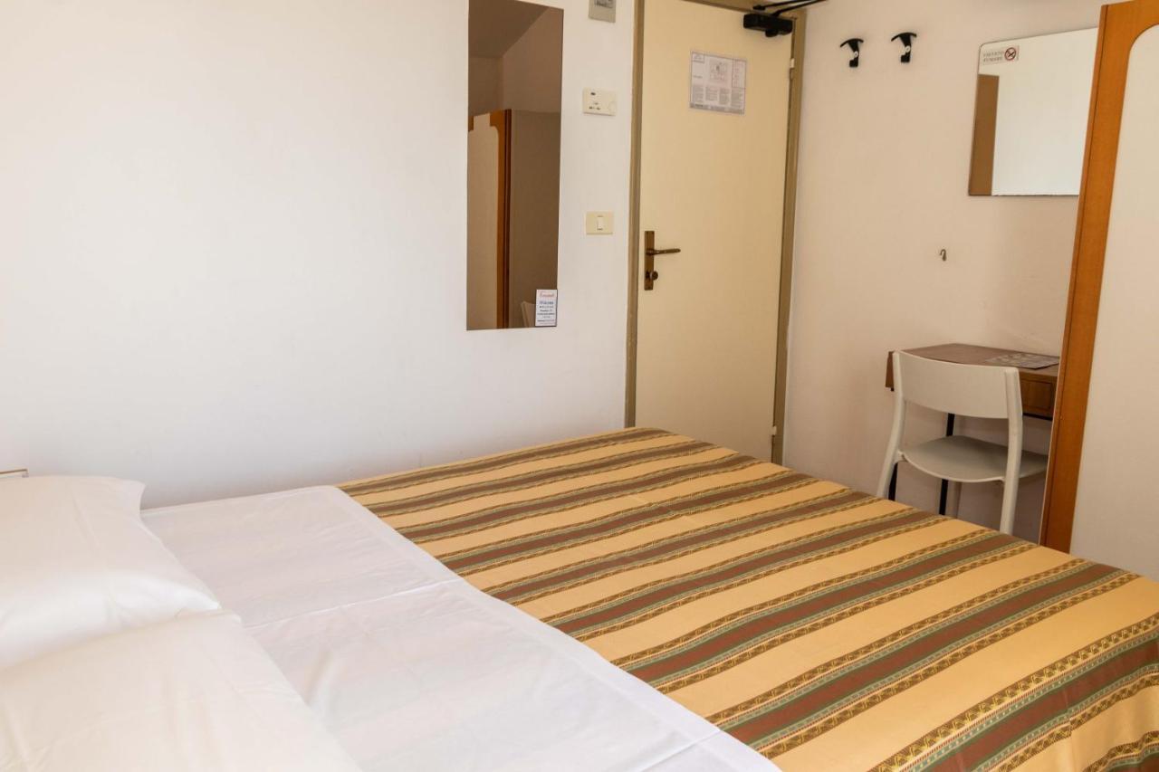 Hotel Alfa Tao Riccione Exteriér fotografie