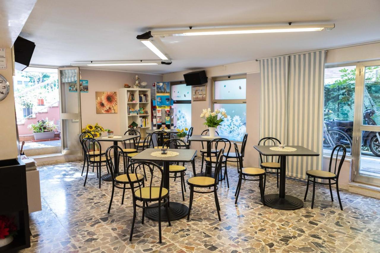 Hotel Alfa Tao Riccione Exteriér fotografie